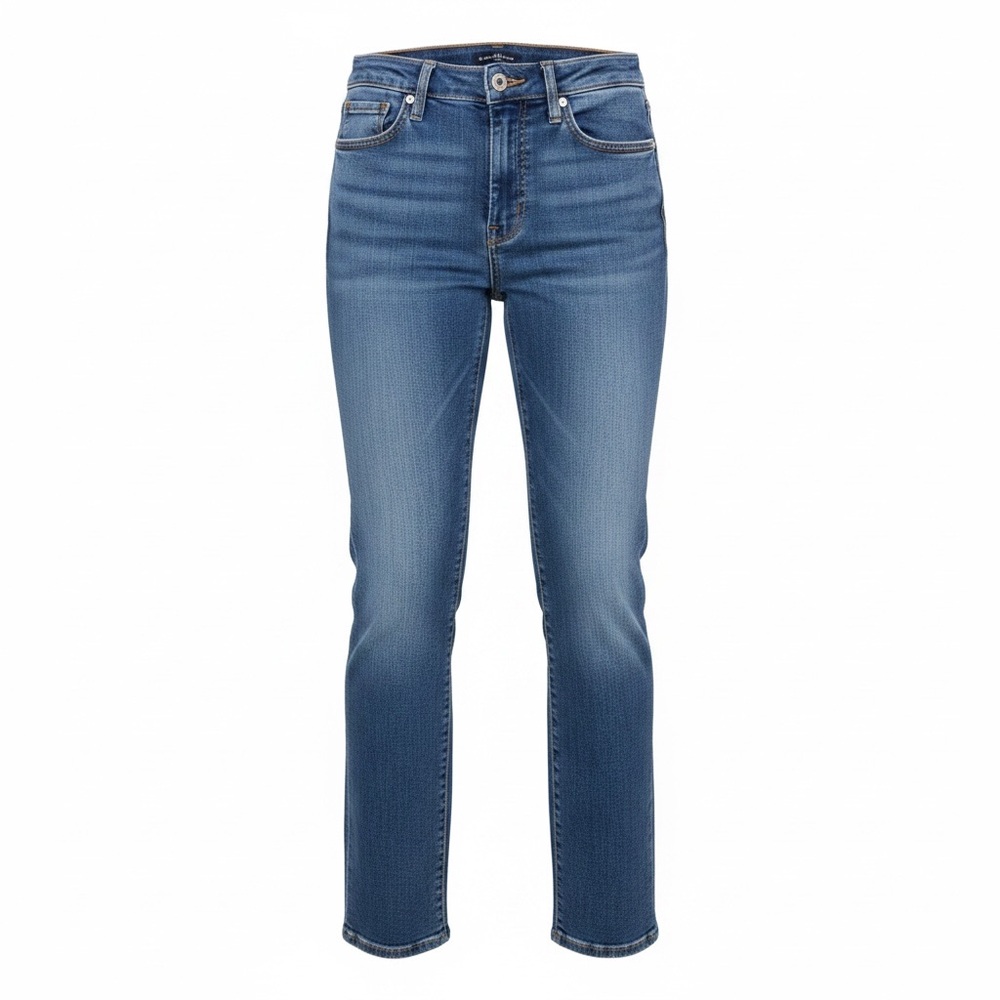Judy Blue Classic Straight Leg Jeans in Medium Blue Wash